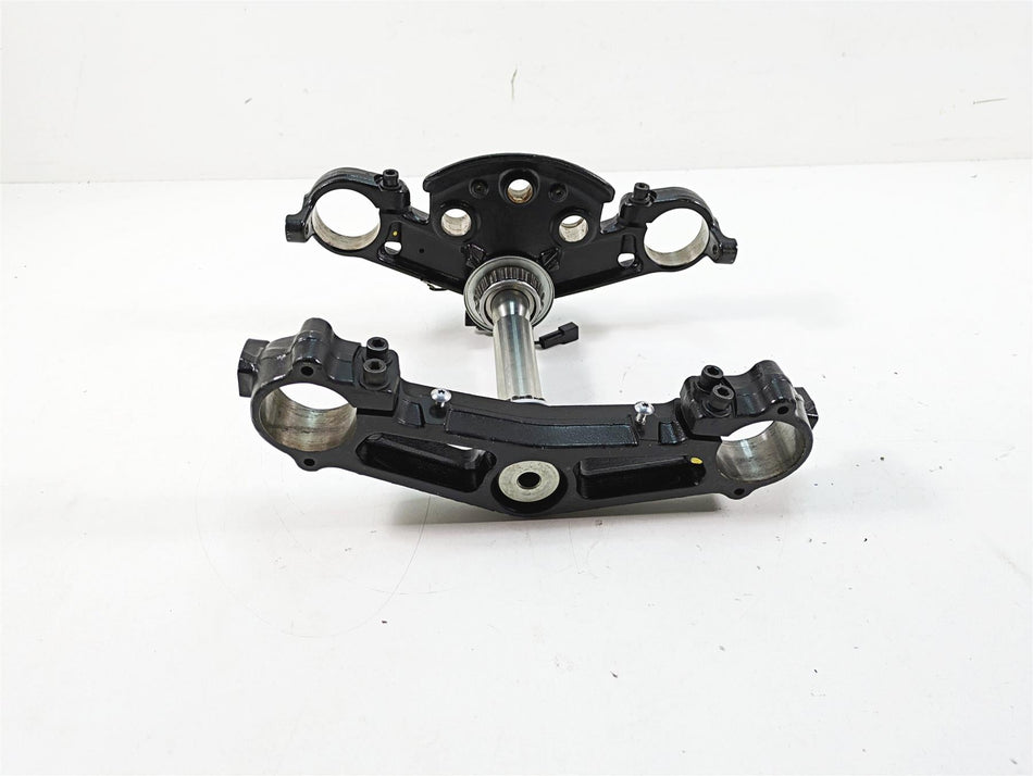 2019 Harley Touring FLHX Street Glide Upper Lower Triple Tree Set 45900091A {{ shop.shopifyCountryName }} - Mototech271
