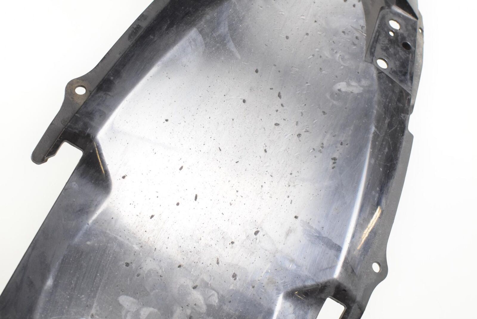 2006 Suzuki GSXR1000 GSXR 1000 Rear Inner Fairing Fender Plastic 63111-41G01 {{ shop.shopifyCountryName }} - Mototech271