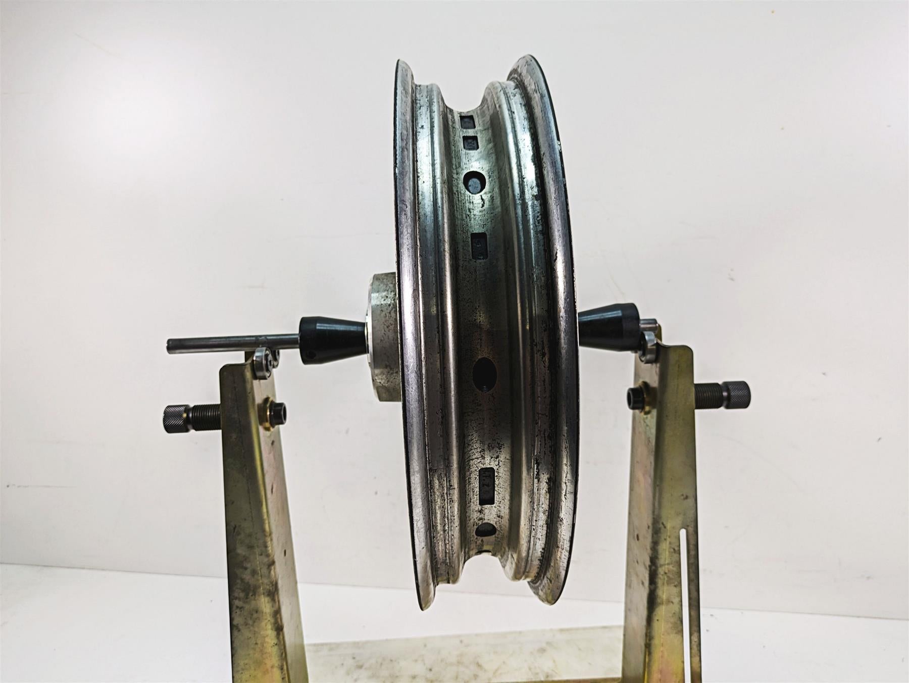 2008 Harley FLHTCU Electra Glide 16x3 Rear Wheel Rim 43402-00B {{ shop.shopifyCountryName }} - Mototech271