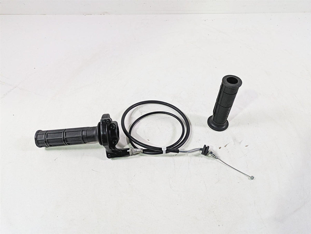2022 Ducati Scrambler Desert Sled Throttle Control + Grip & Cable Set 65420521A {{ shop.shopifyCountryName }} - Mototech271