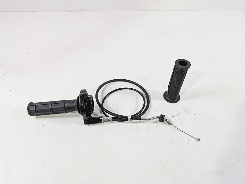 2022 Ducati Scrambler Desert Sled Throttle Control + Grip & Cable Set 65420521A {{ shop.shopifyCountryName }} - Mototech271