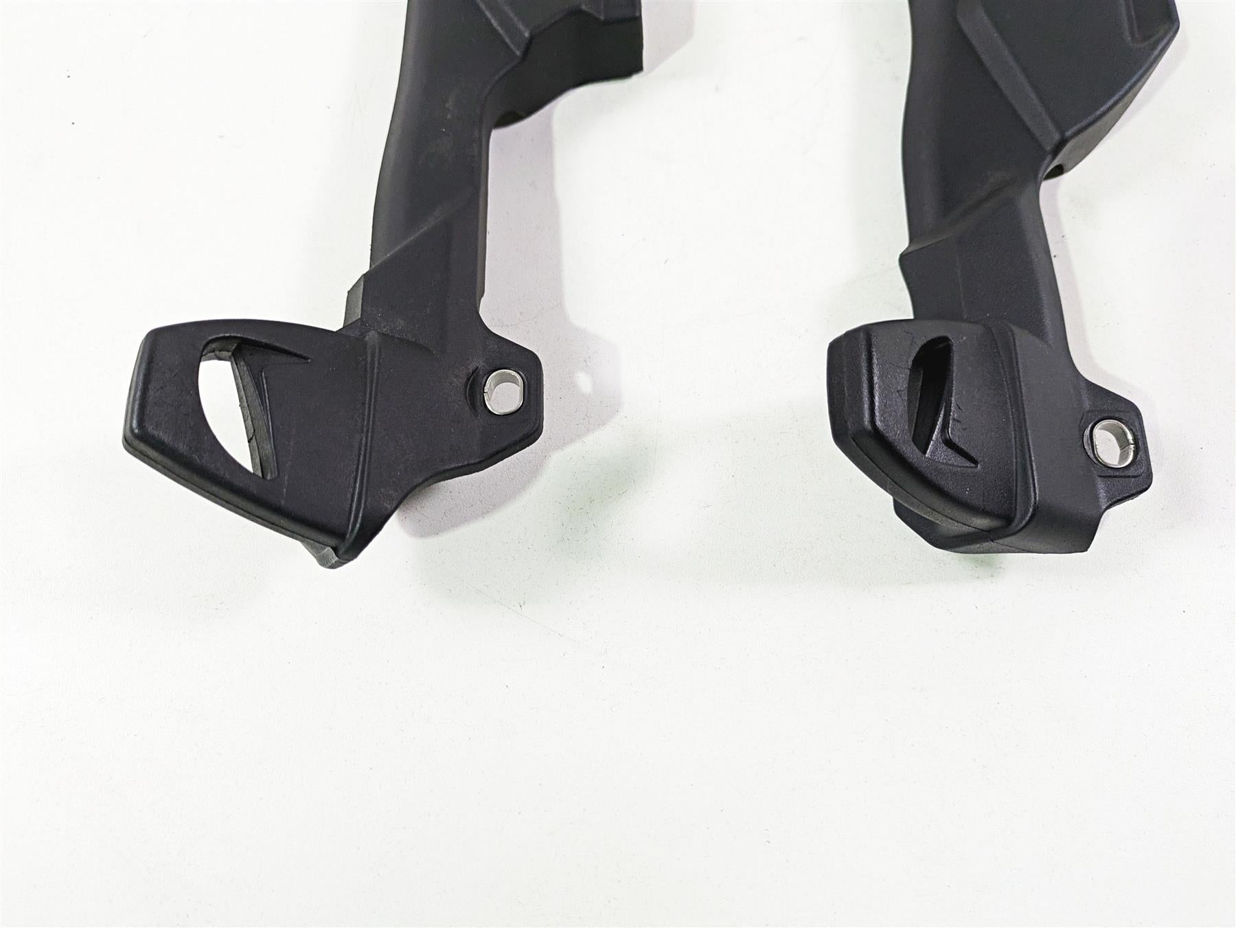 2010 BMW R1200RT K26 Saddlebag Holder Bracket Mount Set 46547699903 46547699904 {{ shop.shopifyCountryName }} - Mototech271