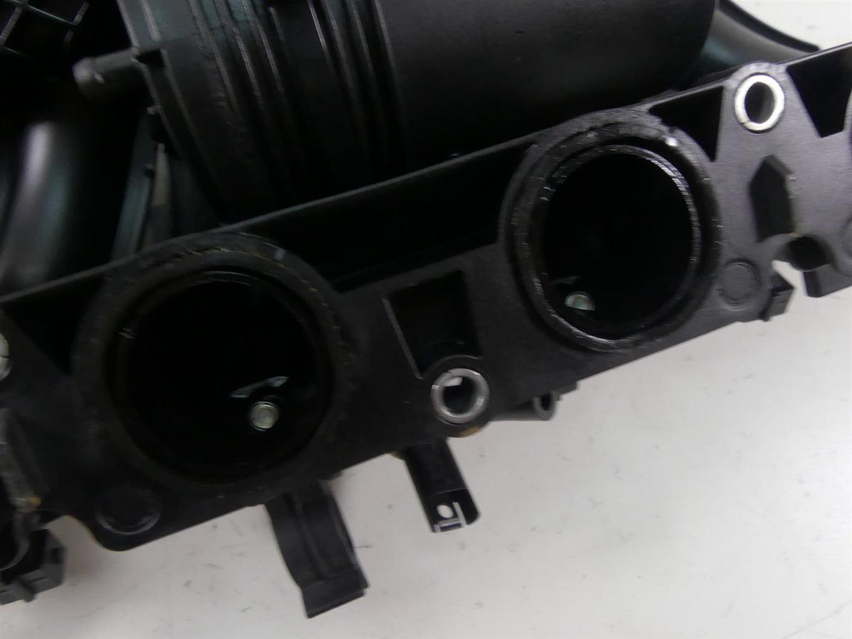 2015 BMW K1600GT K48 Engine Air Intake Manifold + Injectors Set 13717712328 {{ shop.shopifyCountryName }} - Mototech271