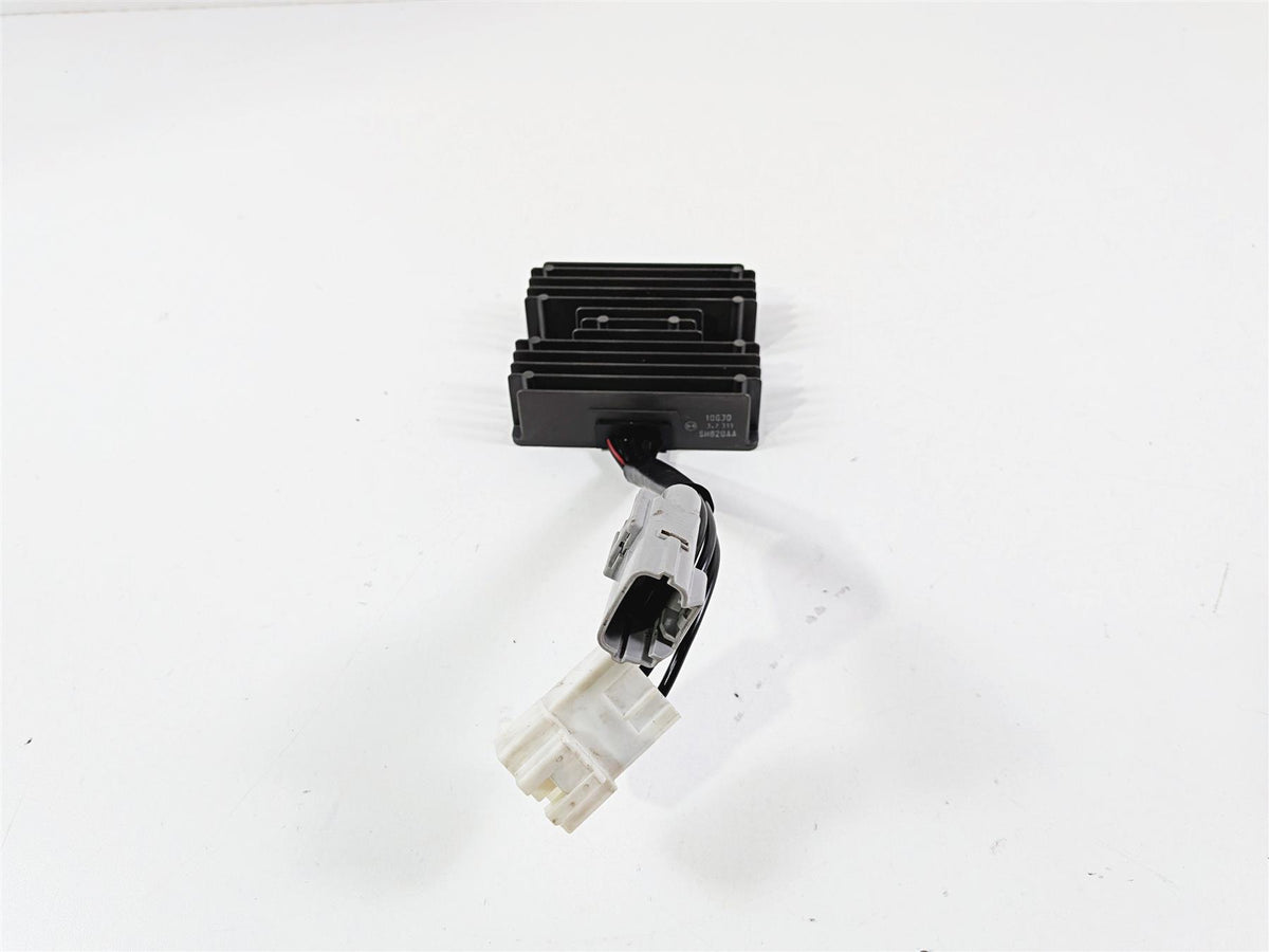 2014 Suzuki M109R VZR1800 Boulevard Rectifier Voltage Regulator 32800-10G30 {{ shop.shopifyCountryName }} - Mototech271