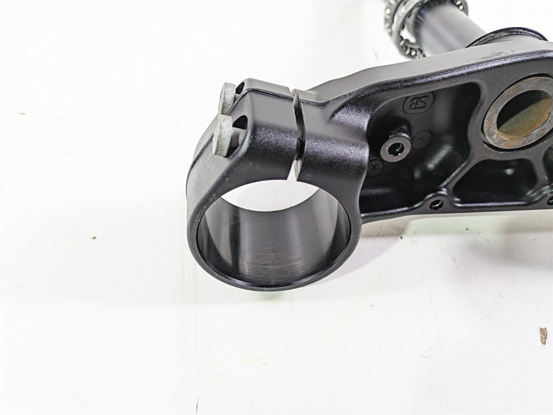 2018 KTM 1290 Super Adv S Lower Triple Tree Steering Clamp 60mm 6070113203233S {{ shop.shopifyCountryName }} - Mototech271