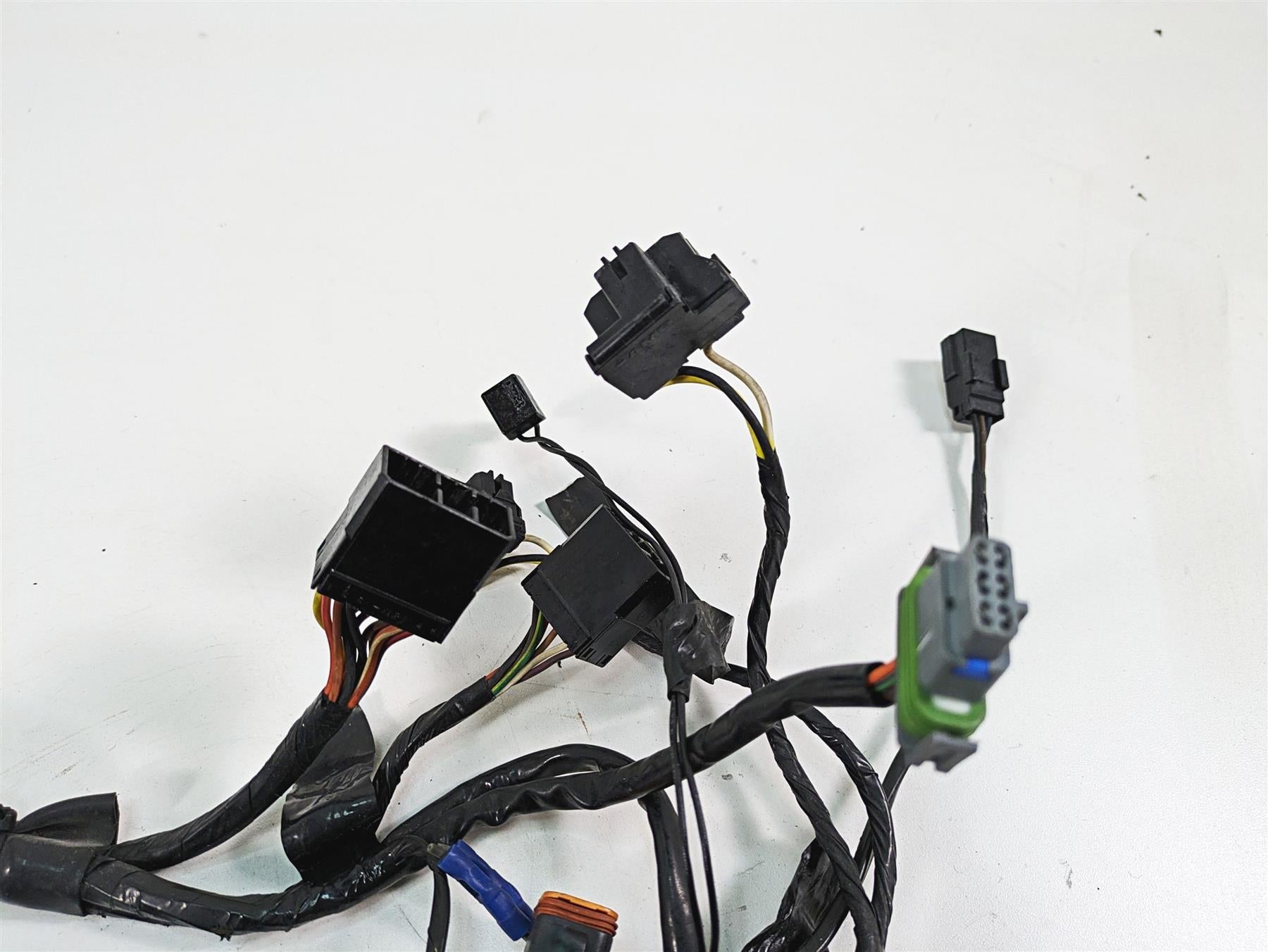 2011 Harley Touring FLTRU Road Glide Front Fairing Wiring - Read 70274-10 {{ shop.shopifyCountryName }} - Mototech271