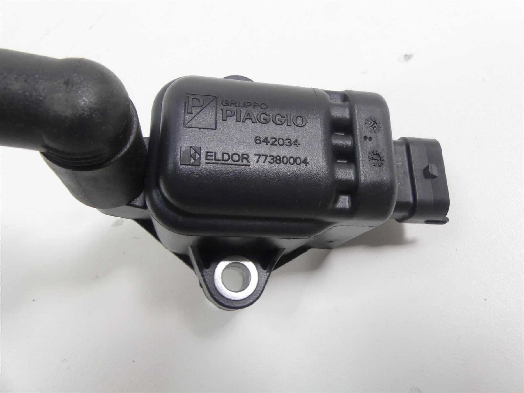 2016 Moto Guzzi V7 II Special 750 Eldor Ignition Coil Coils Set 642034 641901 {{ shop.shopifyCountryName }} - Mototech271
