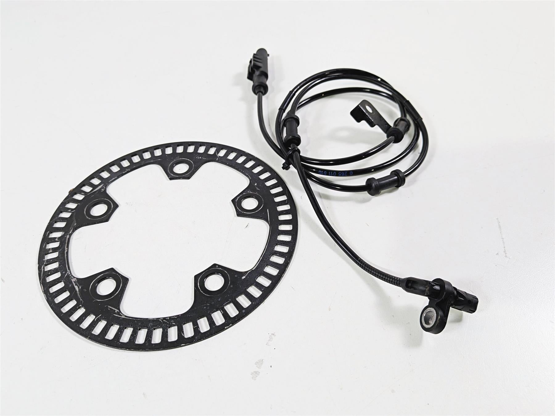 2022 Kawasaki ZX10R ZX1000 Ninja Front Abs Brake Wheel Speed Sensor 21176-0979 {{ shop.shopifyCountryName }} - Mototech271