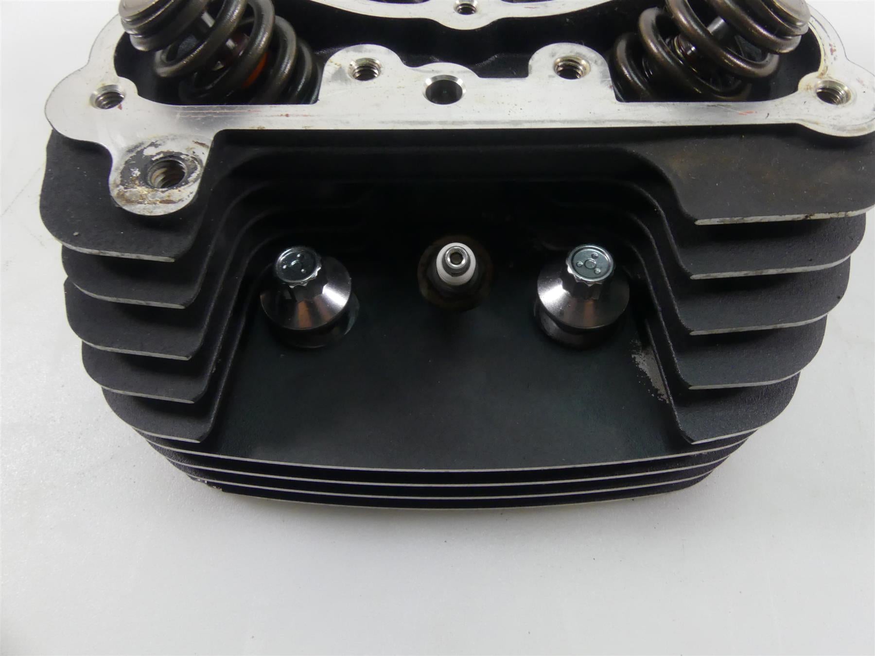 2011 Harley Touring FLTRU Road Glide Rear Cylinderhead Cylinder Head 17729-08 {{ shop.shopifyCountryName }} - Mototech271