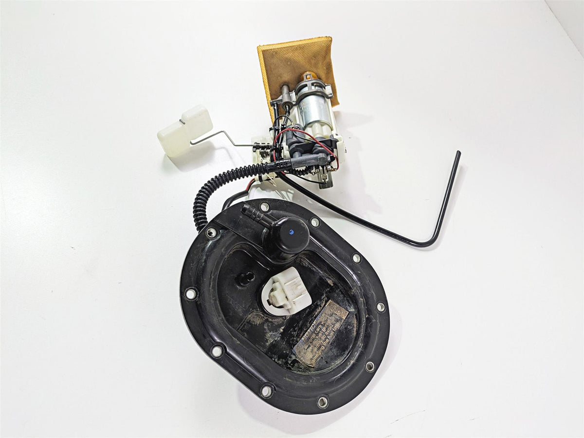 2018 Indian Springfield Dark Horse Fuel Gas Petrol Pump - Tested 2521787 2522160 {{ shop.shopifyCountryName }} - Mototech271