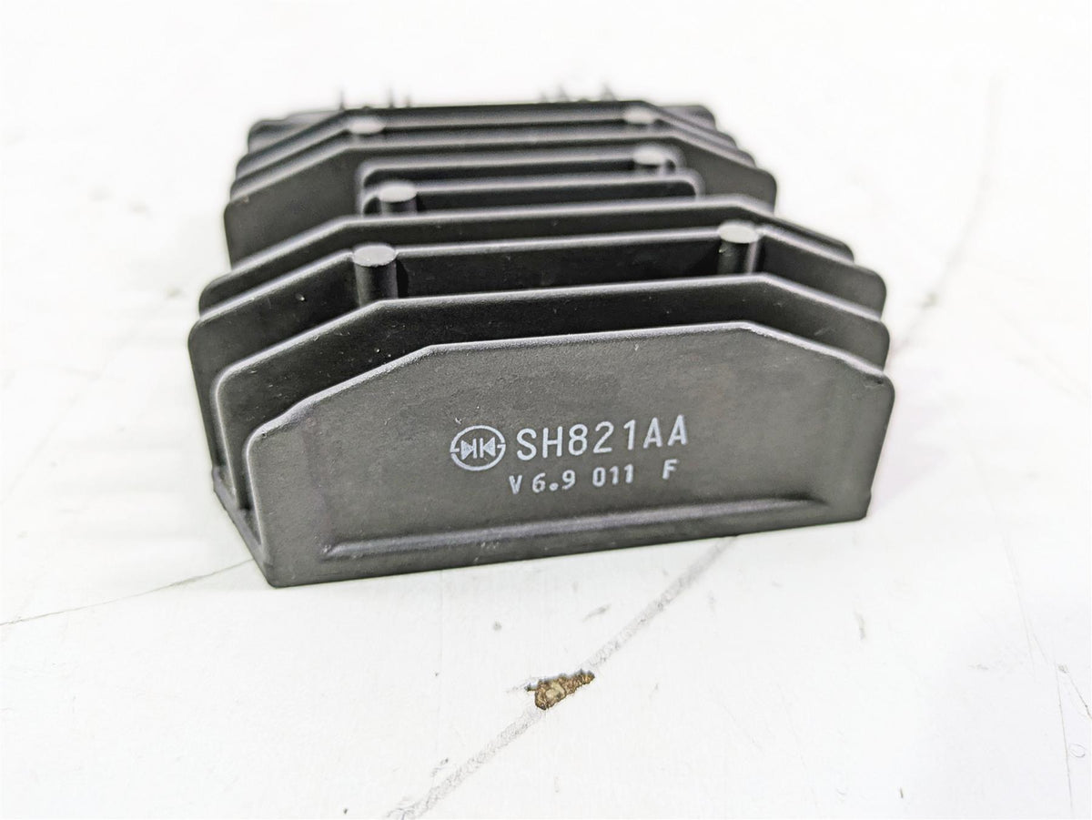 2017 Ducati Monster 1200 S Rectifier Voltage Regulator 54040321A SH821AA {{ shop.shopifyCountryName }} - Mototech271