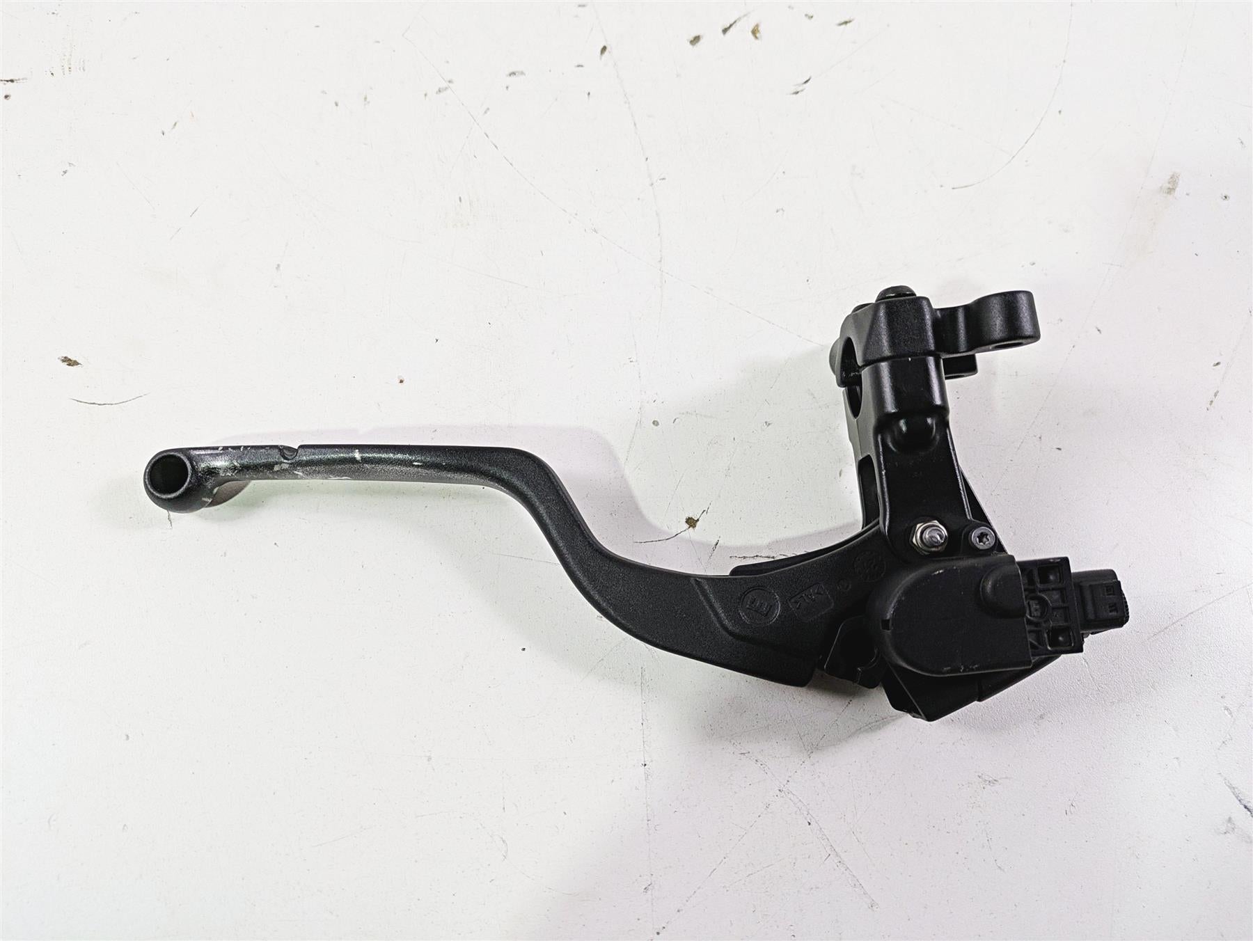 2022 Harley RA1250 S Pan America Clutch Perch & Lever 36700231 {{ shop.shopifyCountryName }} - Mototech271