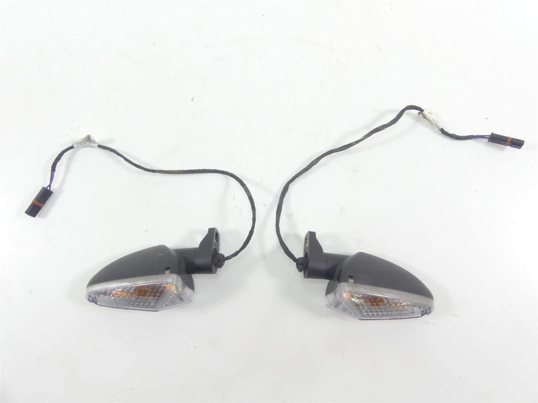 2019 BMW R1250GS K50 Rear Blinker Turn Signal Set 63138534353 63138534352 {{ shop.shopifyCountryName }} - Mototech271