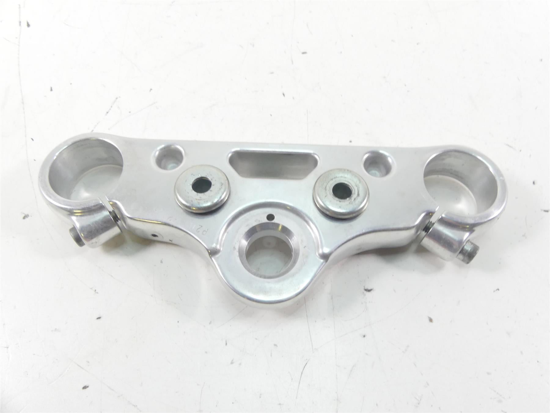 2009 Harley FXDF Dyna Fat Bob Upper Triple Tree Steering Clamp 49mm 47661-08 {{ shop.shopifyCountryName }} - Mototech271