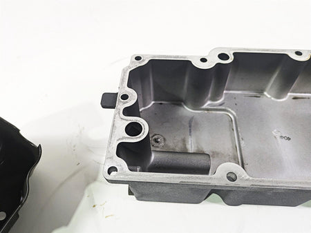 2005 Harley Touring FLHRI Road King Transmission Bottom Cover Oil Pan 62711-99 {{ shop.shopifyCountryName }} - Mototech271