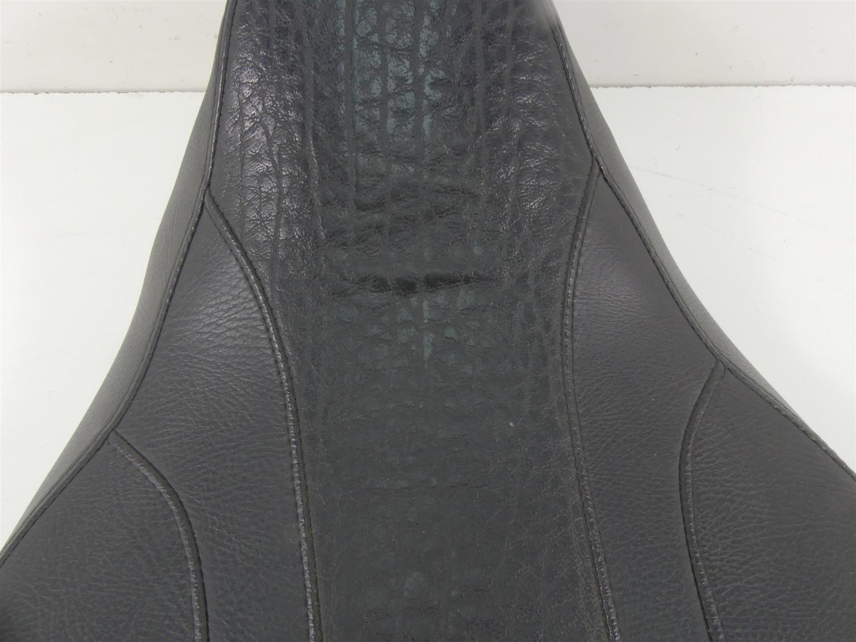 2010 Harley Touring FLHX Street Glide Elephant Skin Solo CVO Seat 52000052 {{ shop.shopifyCountryName }} - Mototech271
