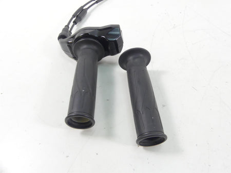 2017 Yamaha XT1200Z Super Tenere Throttle Grip Handle & Cables Set 2BS-26240-00 {{ shop.shopifyCountryName }} - Mototech271