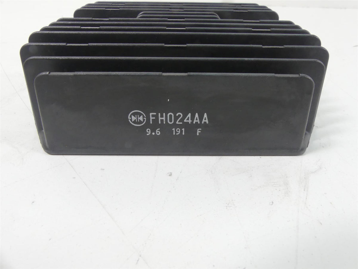 2020 Can-Am Commander 1000R XT Rectifier Voltage Regulator FH024AA 710005842 {{ shop.shopifyCountryName }} - Mototech271