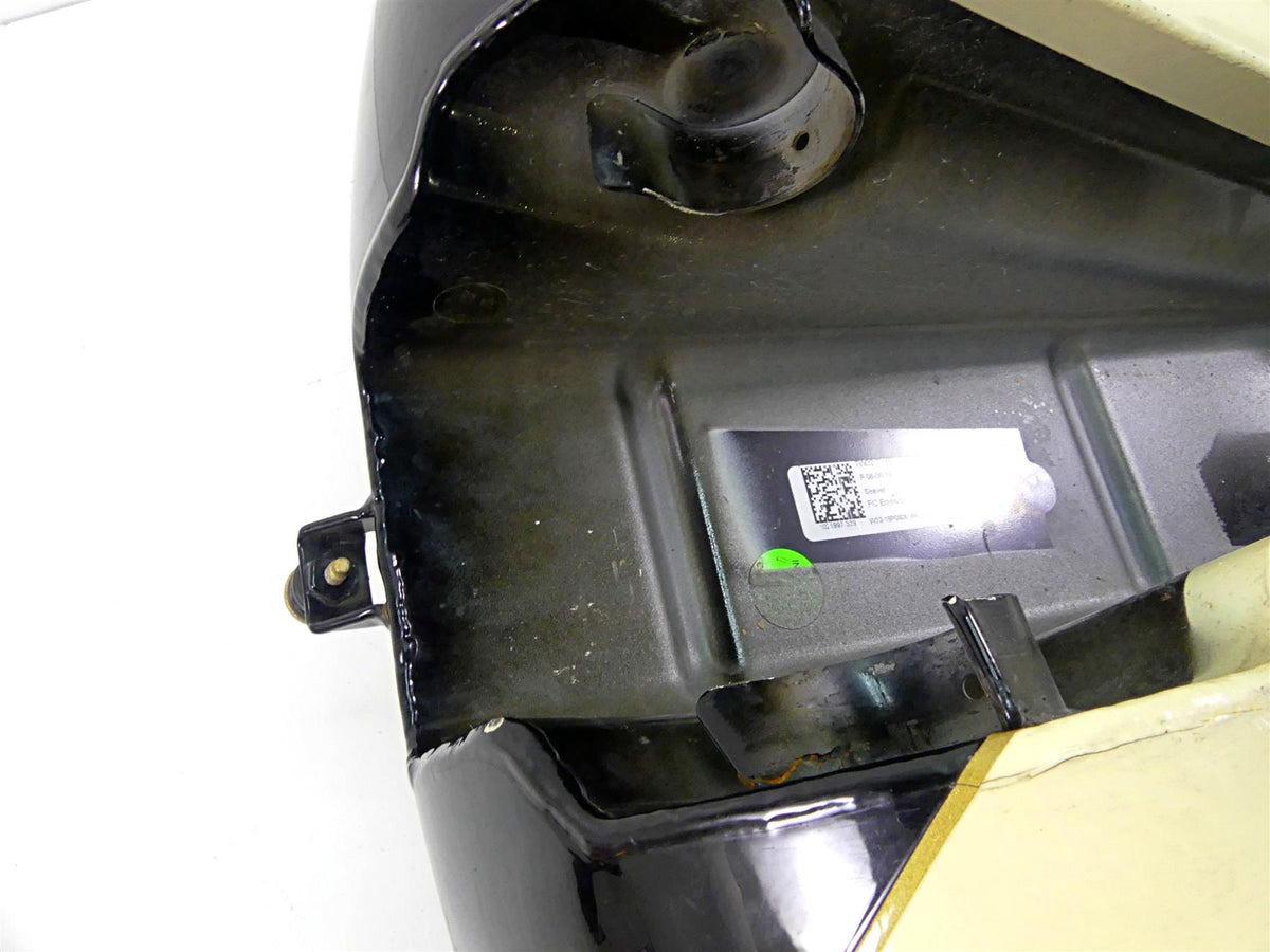 2019 Indian Chieftain Classic Fuel Gas Petrol Tank - Dented 1021997 {{ shop.shopifyCountryName }} - Mototech271
