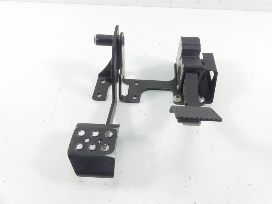 2021 Polaris RZR XP 1000 EPS Brake & Accelerate Pedal Mount Set 1021765 4014042 {{ shop.shopifyCountryName }} - Mototech271