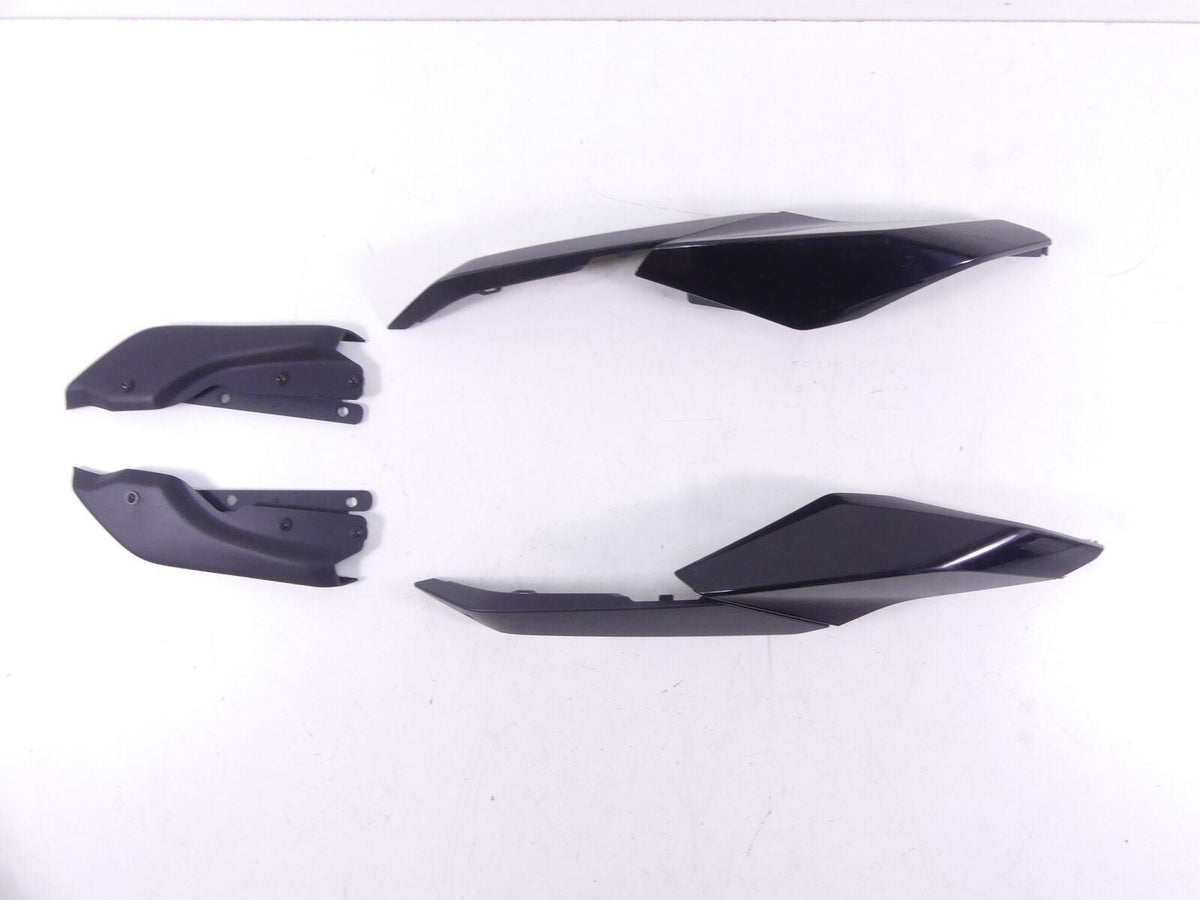2016 BMW R1200RS K54 Tail Side Cover Fairing Cowl Set 46638543525 46638543526 {{ shop.shopifyCountryName }} - Mototech271