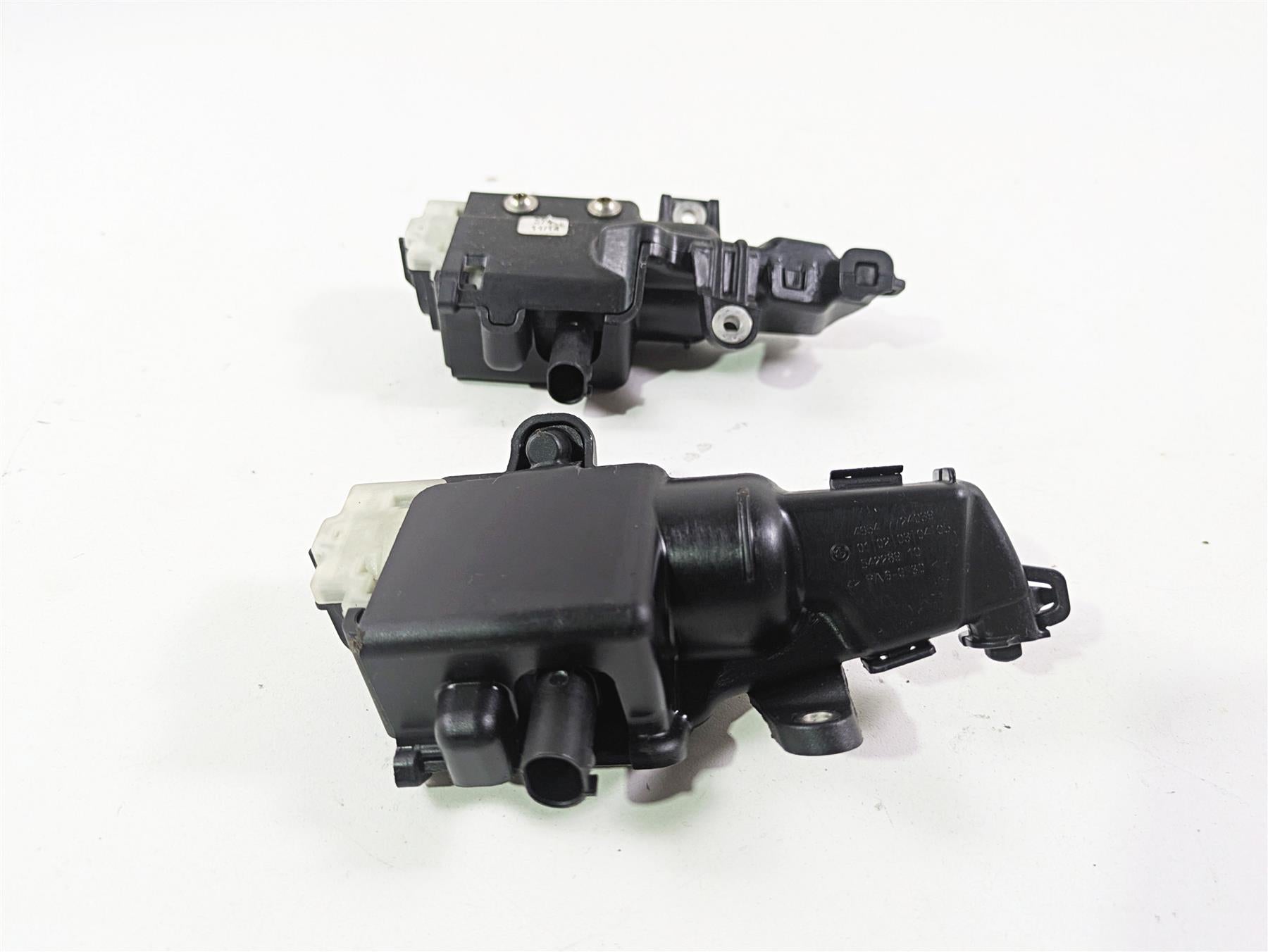 2014 BMW K1600 GTL K48 Saddlebag Saddle Bag Lock Actuator Set 46547724038 {{ shop.shopifyCountryName }} - Mototech271
