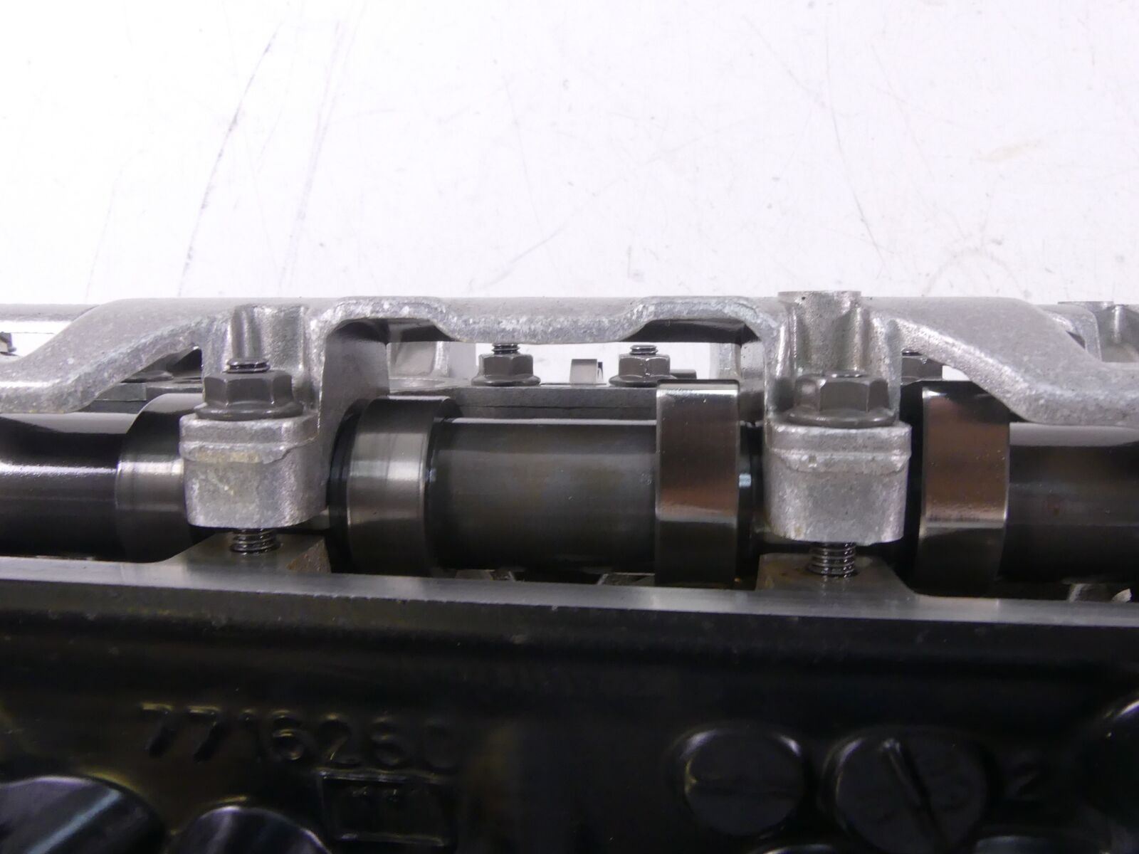 2018 BMW K1600 Bagger Cylinderhead Cylinder Head Valve Housing 11118564042 {{ shop.shopifyCountryName }} - Mototech271