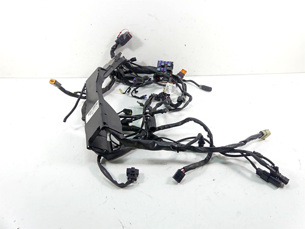2011 Harley Touring FLTRX Road Glide Main Wiring Harness Abs - Read 70127-10A {{ shop.shopifyCountryName }} - Mototech271