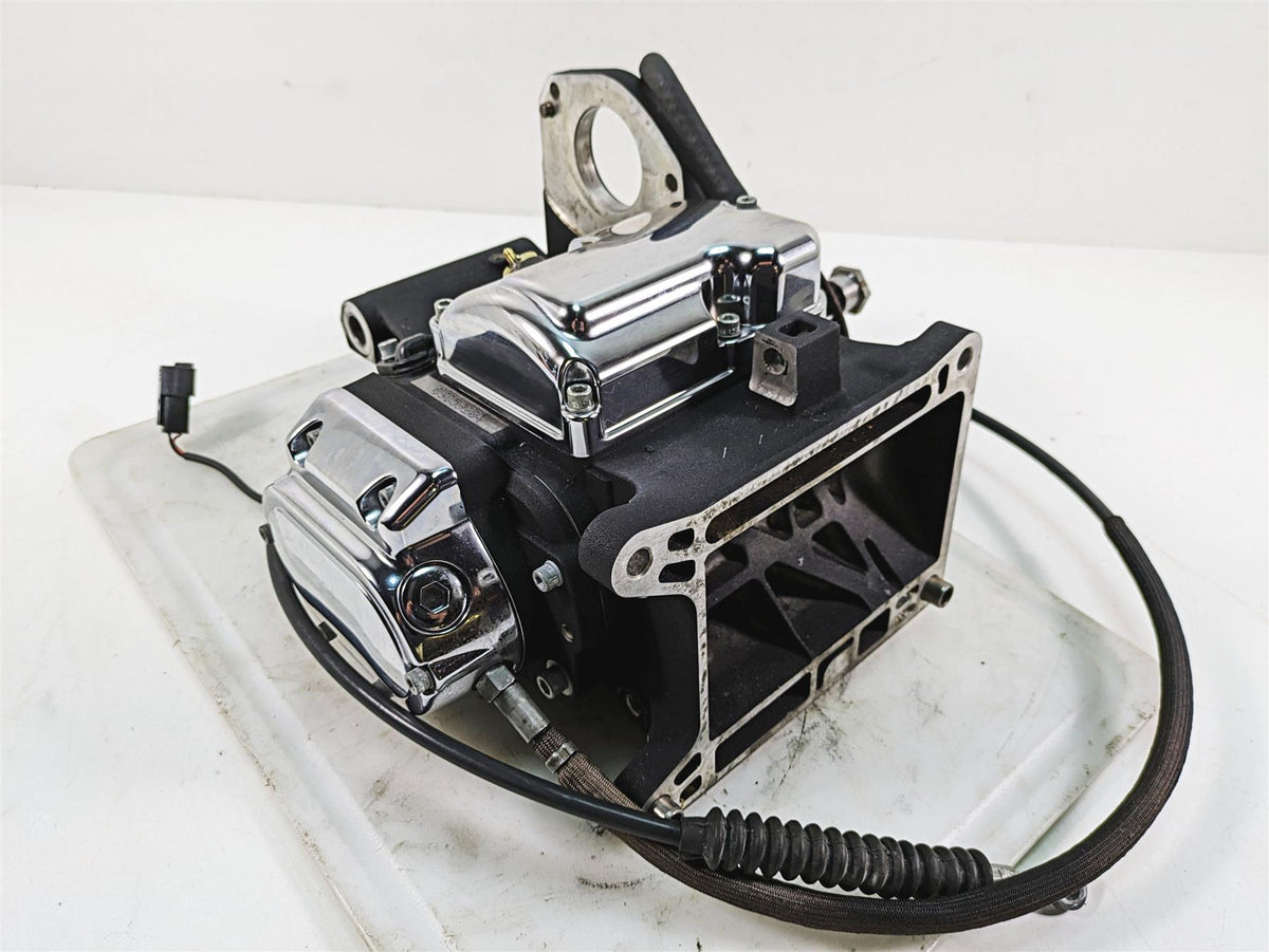 2006 Harley Softail FXSTSI Springer Transmission Gear Box 5 Speed 33053-06A {{ shop.shopifyCountryName }} - Mototech271