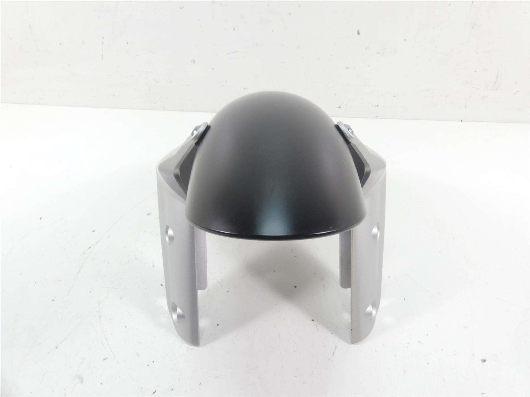 2017 Triumph Thruxton 1200 R Front Fender & Side Mounts T2308877 T2302295 {{ shop.shopifyCountryName }} - Mototech271