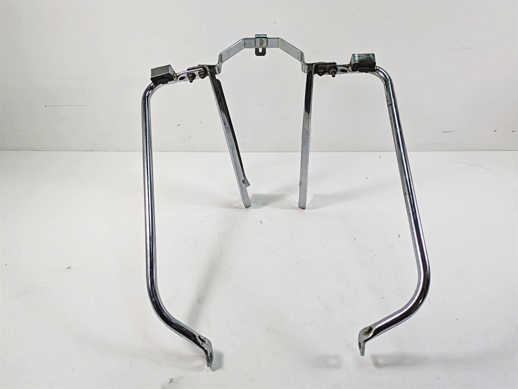 2006 Harley Touring FLHXI Street Glide Saddlebag Mount Bracket Set 90720-79C {{ shop.shopifyCountryName }} - Mototech271