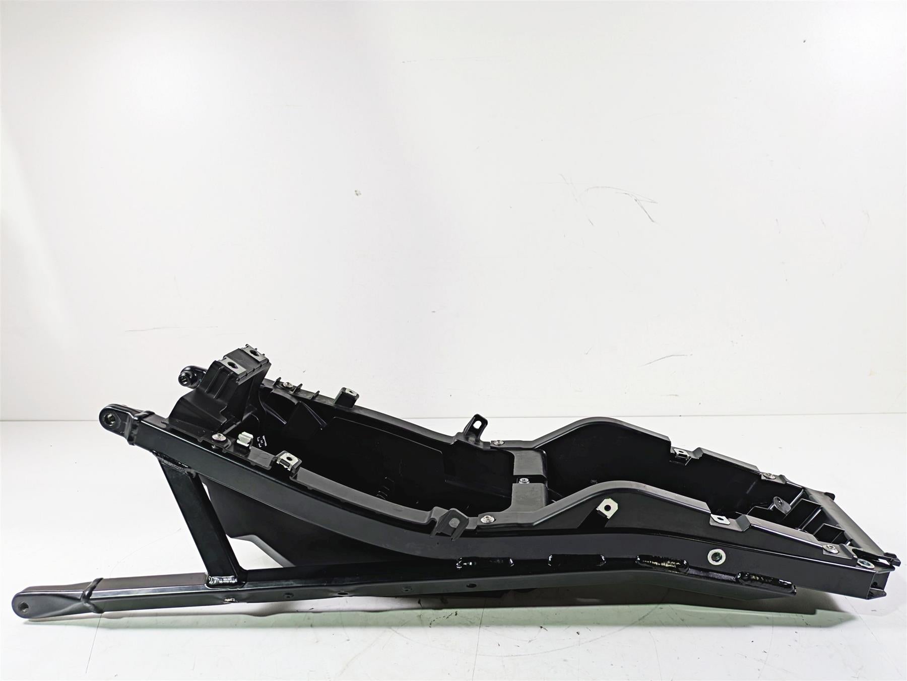 2019 BMW S1000XR K49 Subframe & Inner Fender - Read 46518551375 {{ shop.shopifyCountryName }} - Mototech271