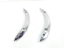Load image into Gallery viewer, 2019 Indian Chieftain Classic Rear Fender Side Strut Braces 5139599 5139598
