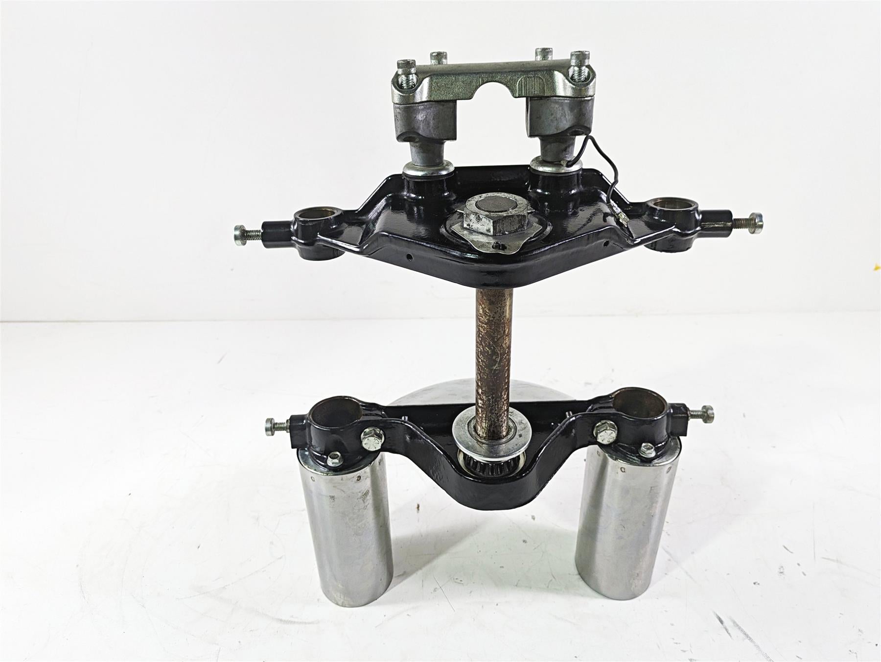 2008 Harley Touring FLHTCU E-Glide 105TH Lower Upper Triple Tree Set 45446-87A {{ shop.shopifyCountryName }} - Mototech271