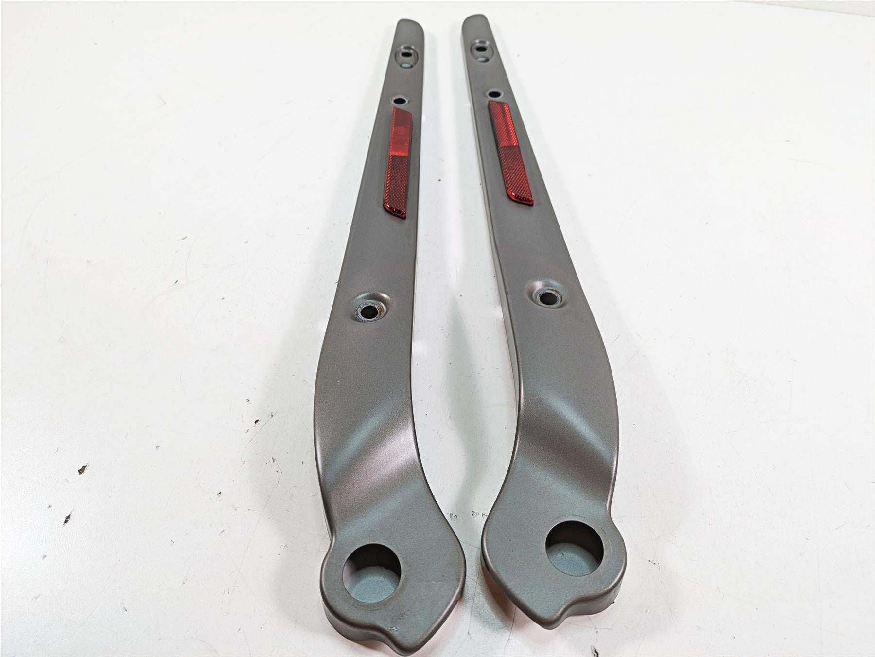 2009 Harley Dyna FXDFSE CVO Fat Bob Rear Granite Fender Struts Braces 59281-09 {{ shop.shopifyCountryName }} - Mototech271