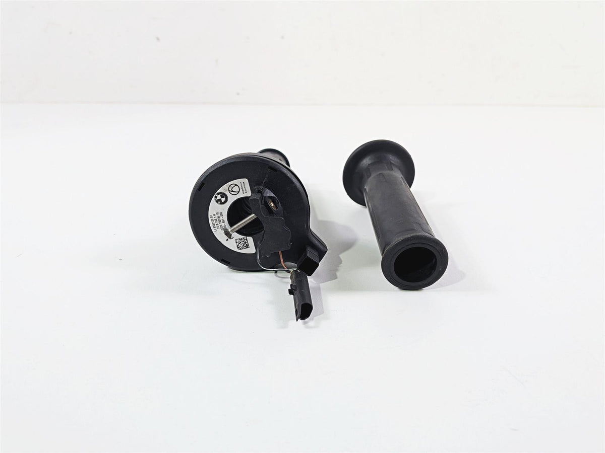 2023 BMW R nineT Scrambler K23 Heated Cruise Hand Grips 61318552120 61318554007 {{ shop.shopifyCountryName }} - Mototech271