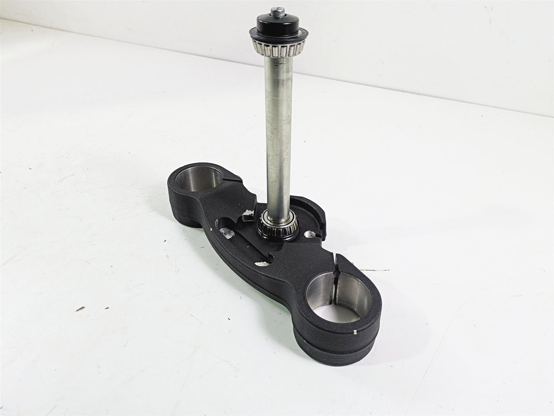 2022 Harley FXLRS Softail Low Rider Lower Triple Tree Clamp - Read 45900260B {{ shop.shopifyCountryName }} - Mototech271