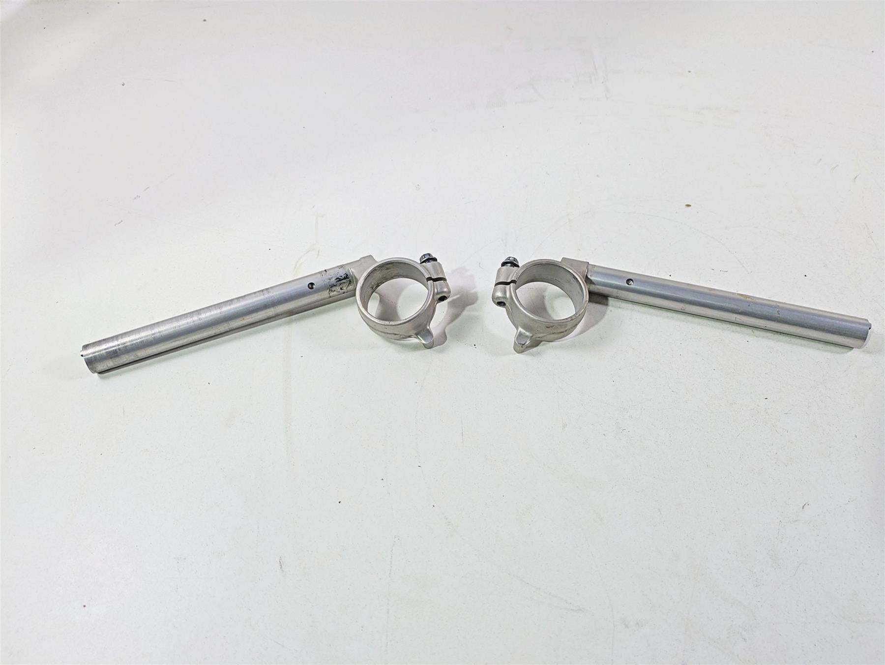 2006 Suzuki GSXR1000 K6 Clip On Handlebar Set 56151-41G00 56111-41G00