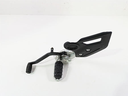2024 Triumph Tiger 900 GT Left Front Footpeg & Shift Lever T2082204 T2082485 {{ shop.shopifyCountryName }} - Mototech271
