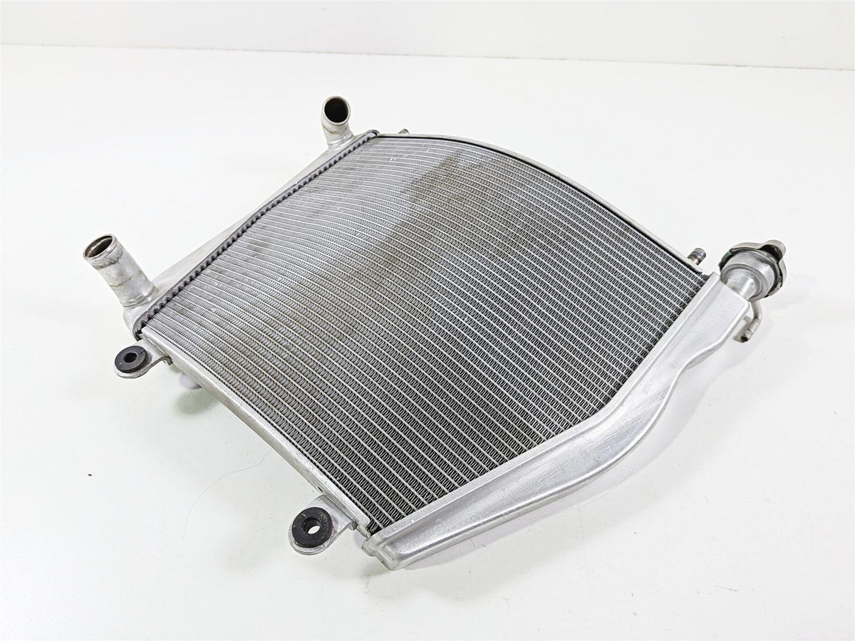 2019 Ducati Panigale V4S V4 S Corse Nice Coolant Radiator 1K -No Leaks 54811355A {{ shop.shopifyCountryName }} - Mototech271