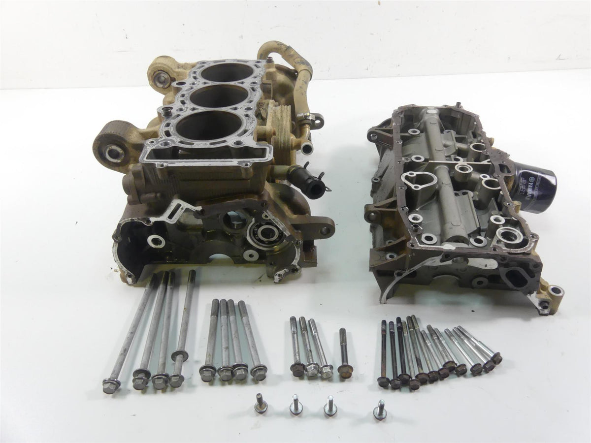 2016 Yamaha YXZ1000 R EPS SE Engine Motor Crank Case Set 2HC-15109-08-00 {{ shop.shopifyCountryName }} - Mototech271