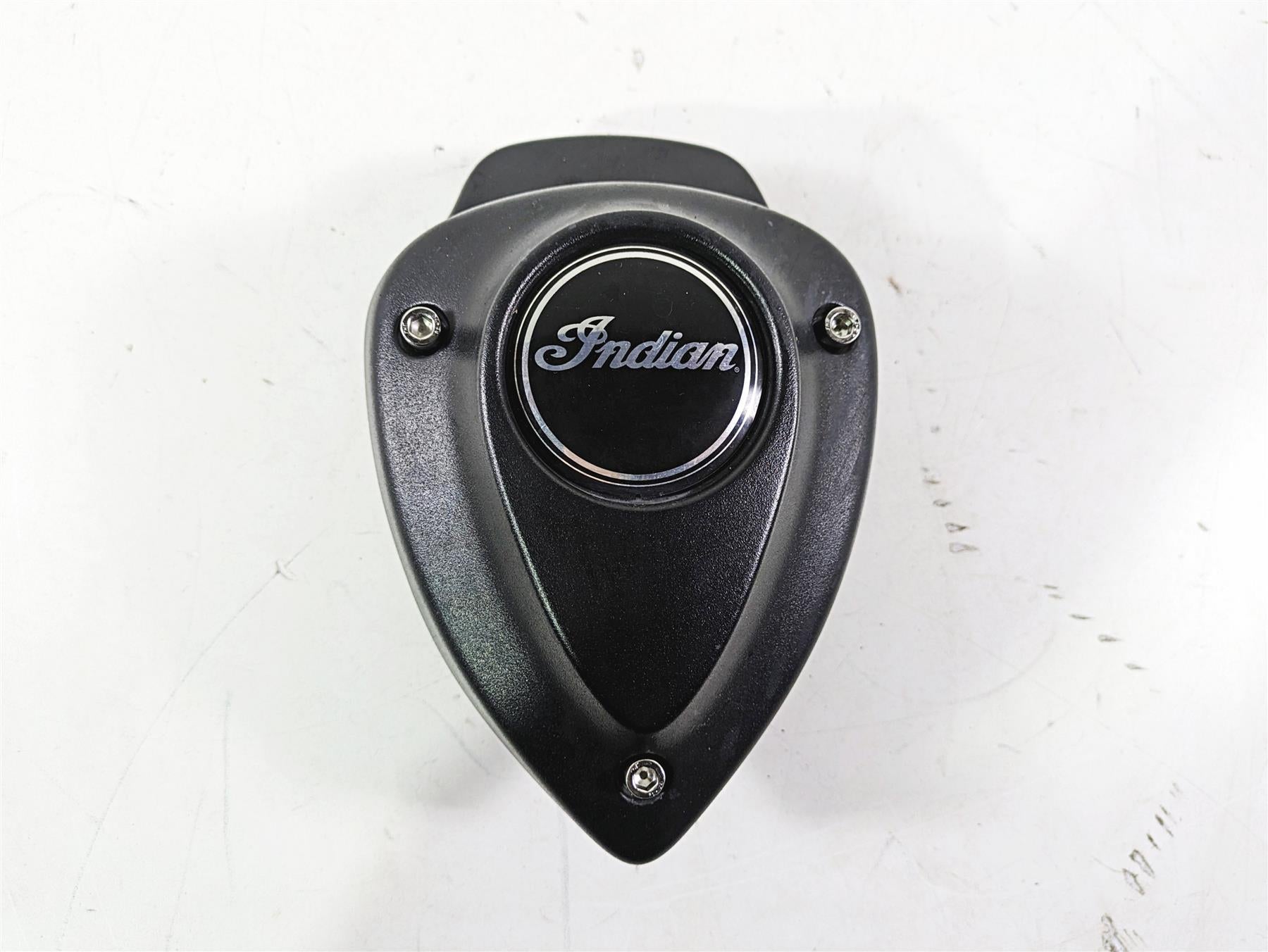 2018 Indian Chieftain Dark Horse Ignition Coil Cover & Mount 5633897 {{ shop.shopifyCountryName }} - Mototech271