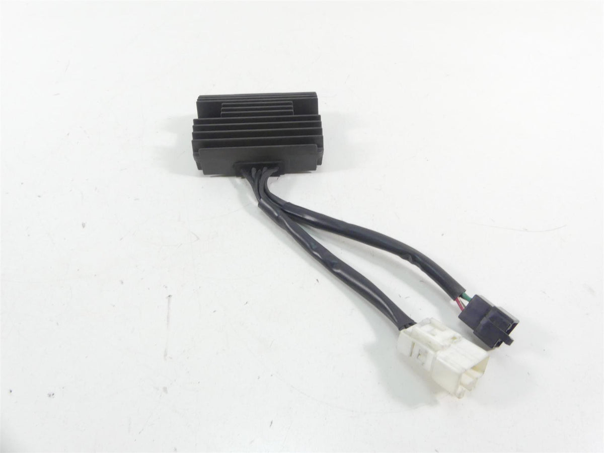 2019 Moto Guzzi V7 III Stone 750 Rectifier Voltage Regulator 1D001549 SH689JF {{ shop.shopifyCountryName }} - Mototech271