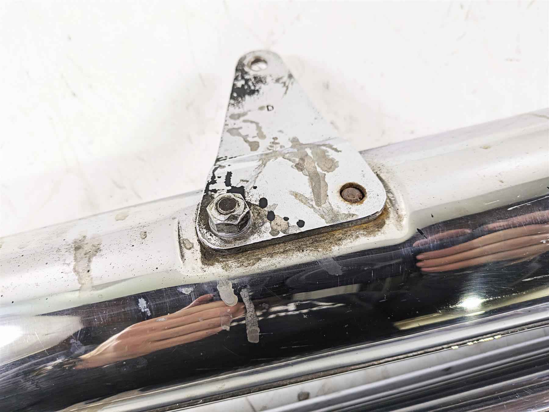 1998 Moto Guzzi California 1100 EV Oem Exhaust Muffler Set - Read GU17123062 {{ shop.shopifyCountryName }} - Mototech271