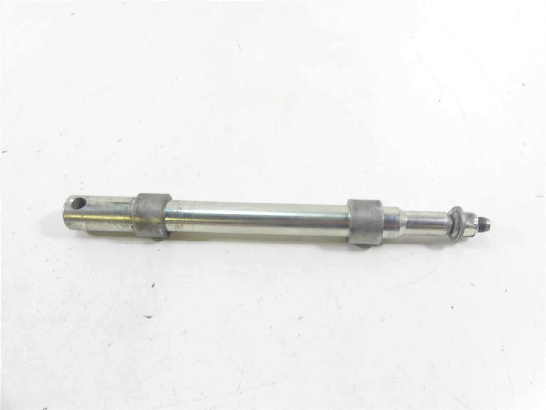 2007 Harley FLHTCU SE2 CVO Electra Glide Front 1" Axle Wheel Spindle 43364-00 {{ shop.shopifyCountryName }} - Mototech271