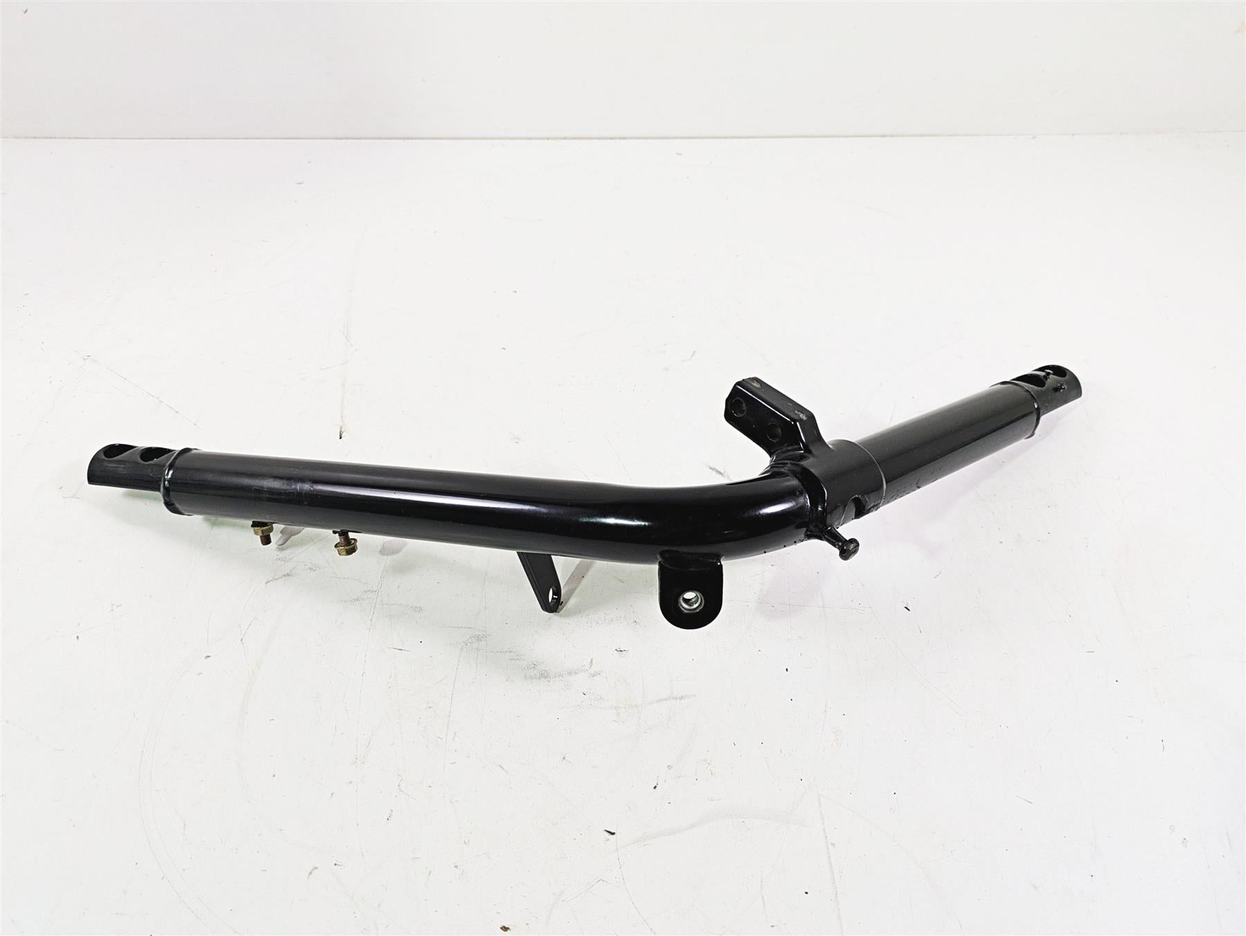 2006 Harley VRSCR Street V-Rod Left Front Frame Downtube 47986-06 {{ shop.shopifyCountryName }} - Mototech271