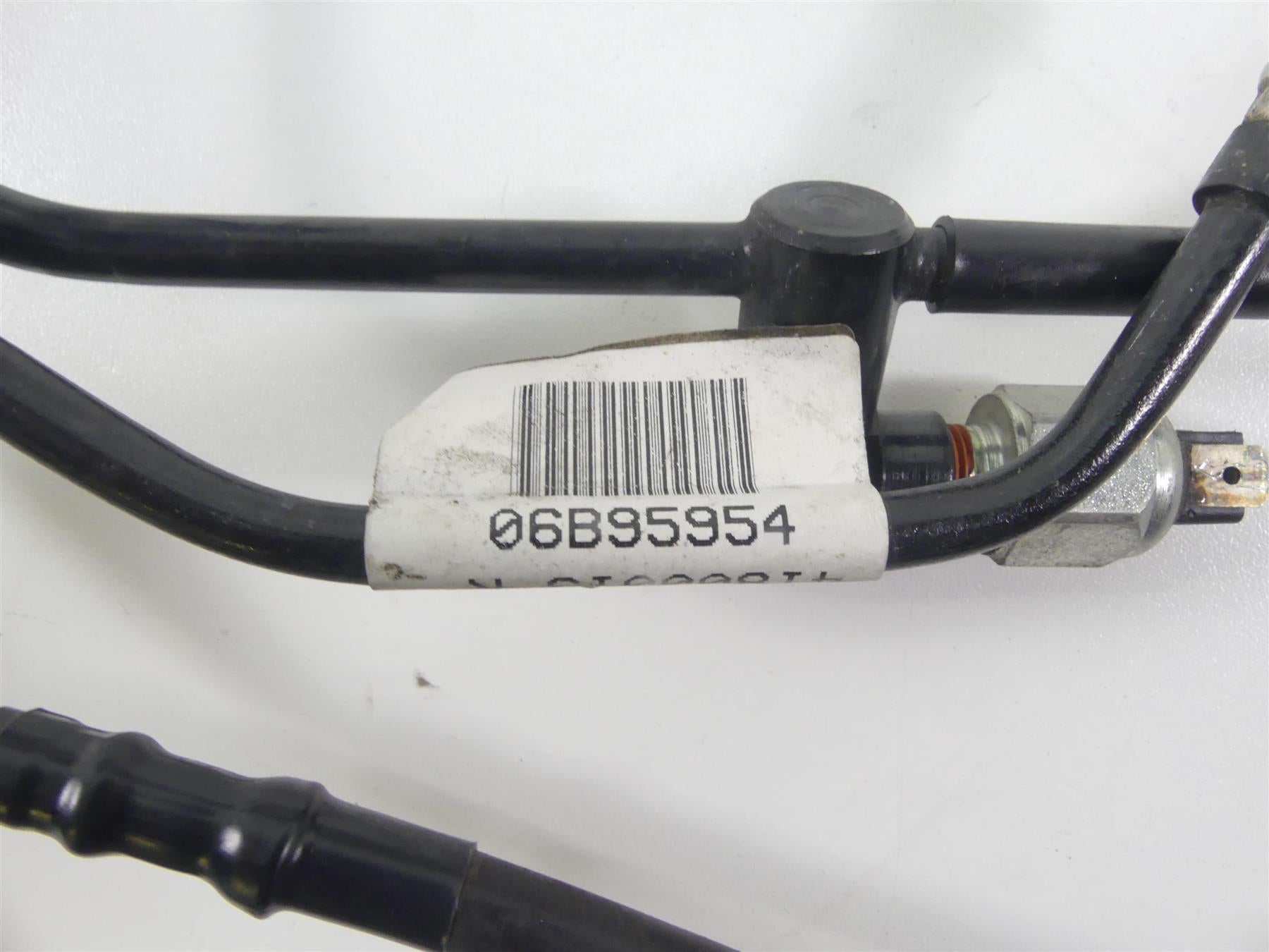2016 Harley Touring FLHTP Electra Glide Rear Abs Brake Line Set 41800541 {{ shop.shopifyCountryName }} - Mototech271