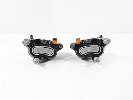 2011 Harley FXDF Dyna Fat Bob Dual Front Brake Caliper Set 44046-08 {{ shop.shopifyCountryName }} - Mototech271