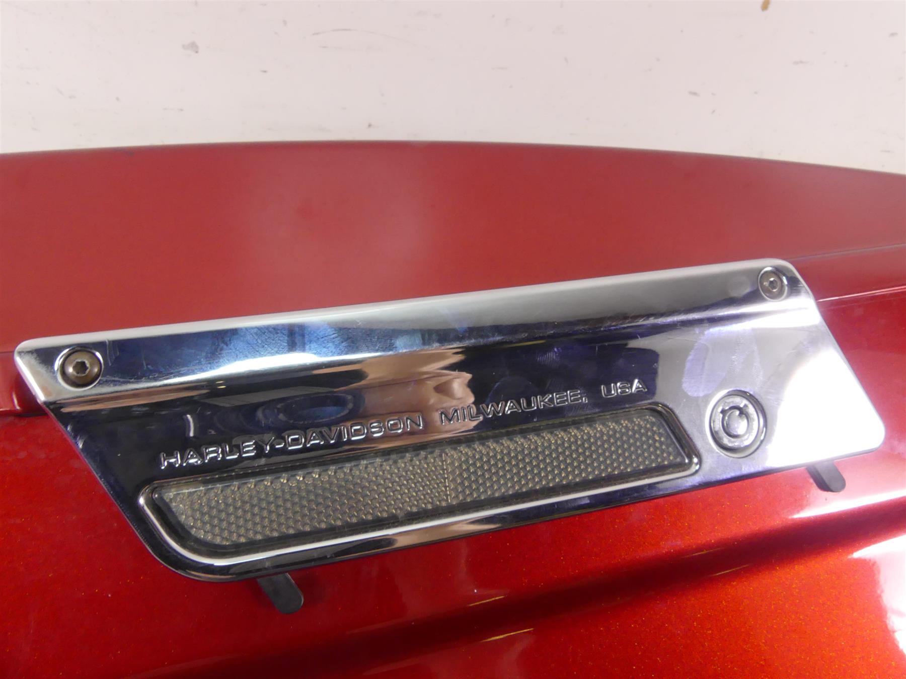 2012 Harley Touring FLHTK Electra Glide Left Saddlebag Saddle Bag 90753-93 {{ shop.shopifyCountryName }} - Mototech271