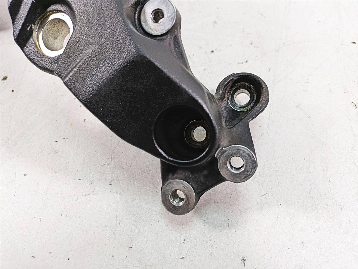 2013 MV Agusta F3 675 ERA Left Swingarm Plate Frame Mount 8BA0B5643 {{ shop.shopifyCountryName }} - Mototech271